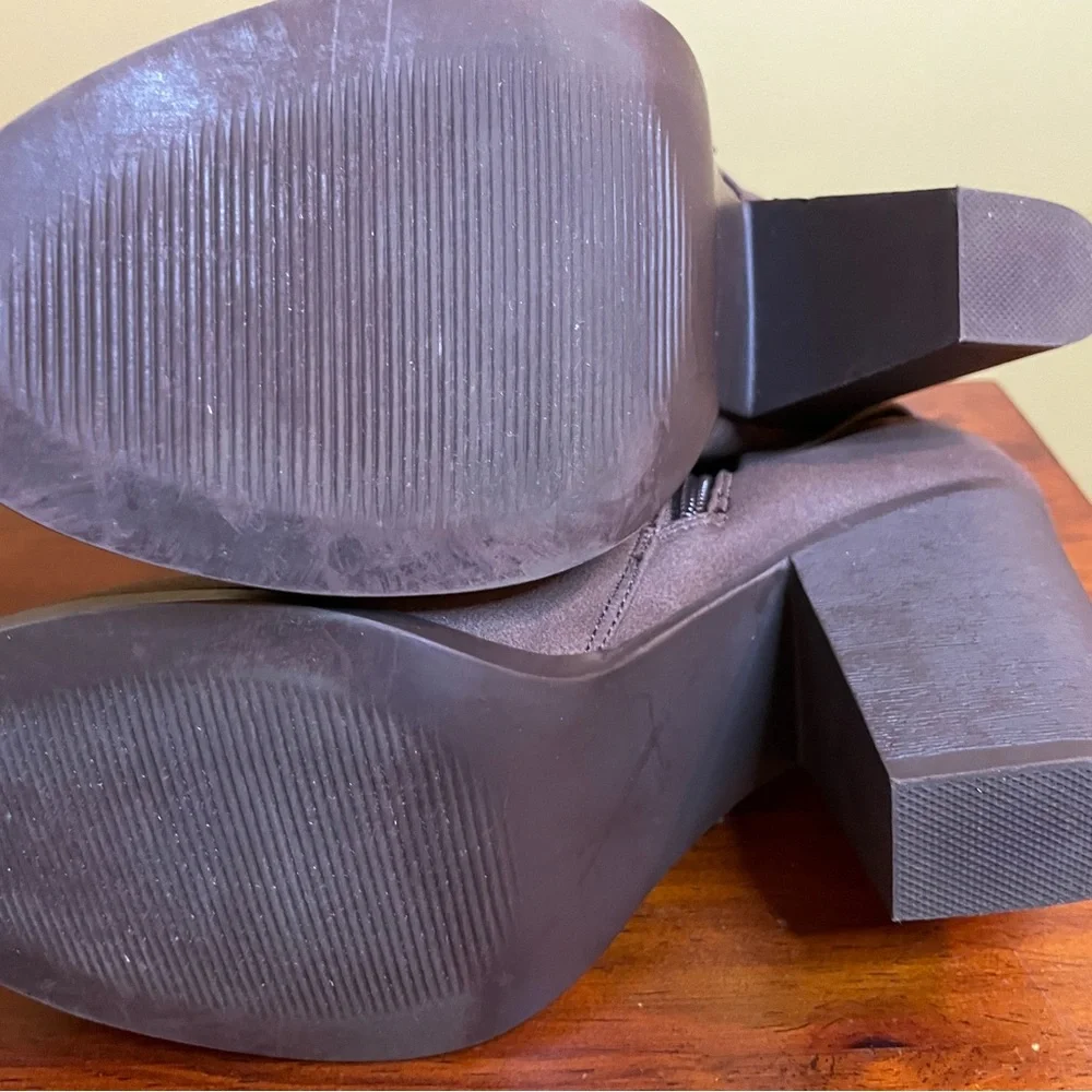 Just Fab Brown Boots - Size 10 - Picture 5 of 13